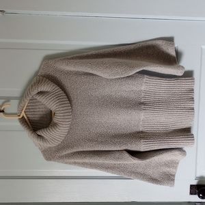 a.n.a sweater size L